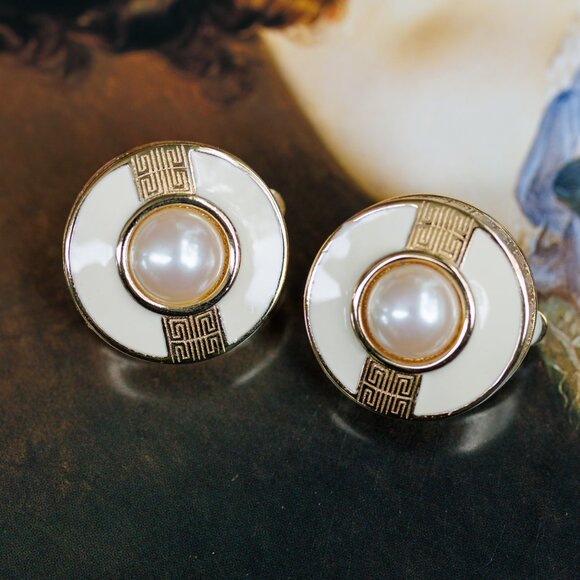 SOLD Givenchy Couture Chunky Clip-on Earrings - Picture 3 of 4